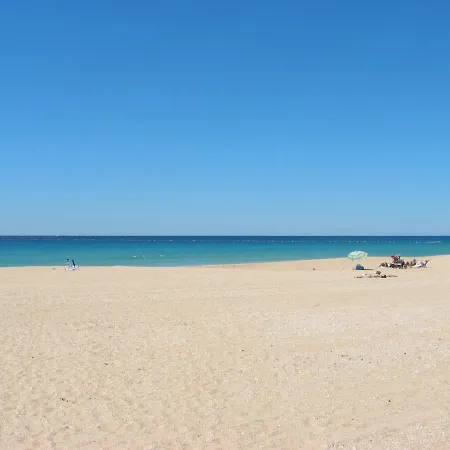 Atlanterra Bajo. Salida Directa. Urbanizacion De Lujo. Piscinas Canchas Padel. Wifi Y A/a