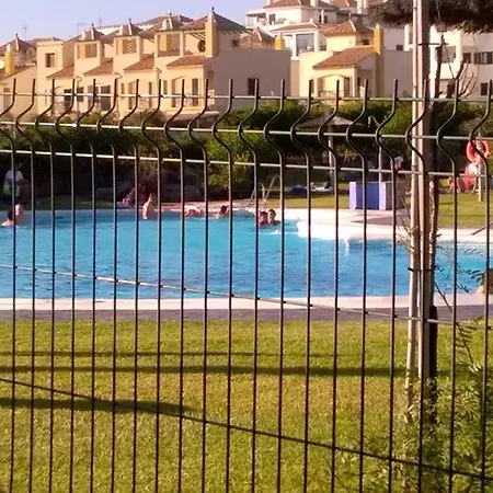 Apartment Atlanterra Bajo. Salida Directa. Urbanizacion De Lujo. Piscinas Canchas Padel. Wifi Y A/a *