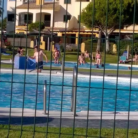 Apartment Atlanterra Bajo. Salida Directa. Urbanizacion De Lujo. Piscinas Canchas Padel. Wifi Y A/a *