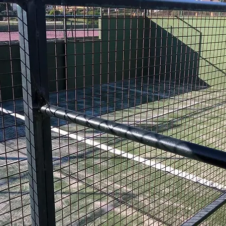 Apartment Atlanterra Bajo. Salida Directa. Urbanizacion De Lujo. Piscinas Canchas Padel. Wifi Y A/a Zahara de los Atunes